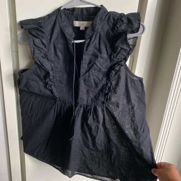 LOFT Clip Dot Ruffle Shell - Picture 3 of 5